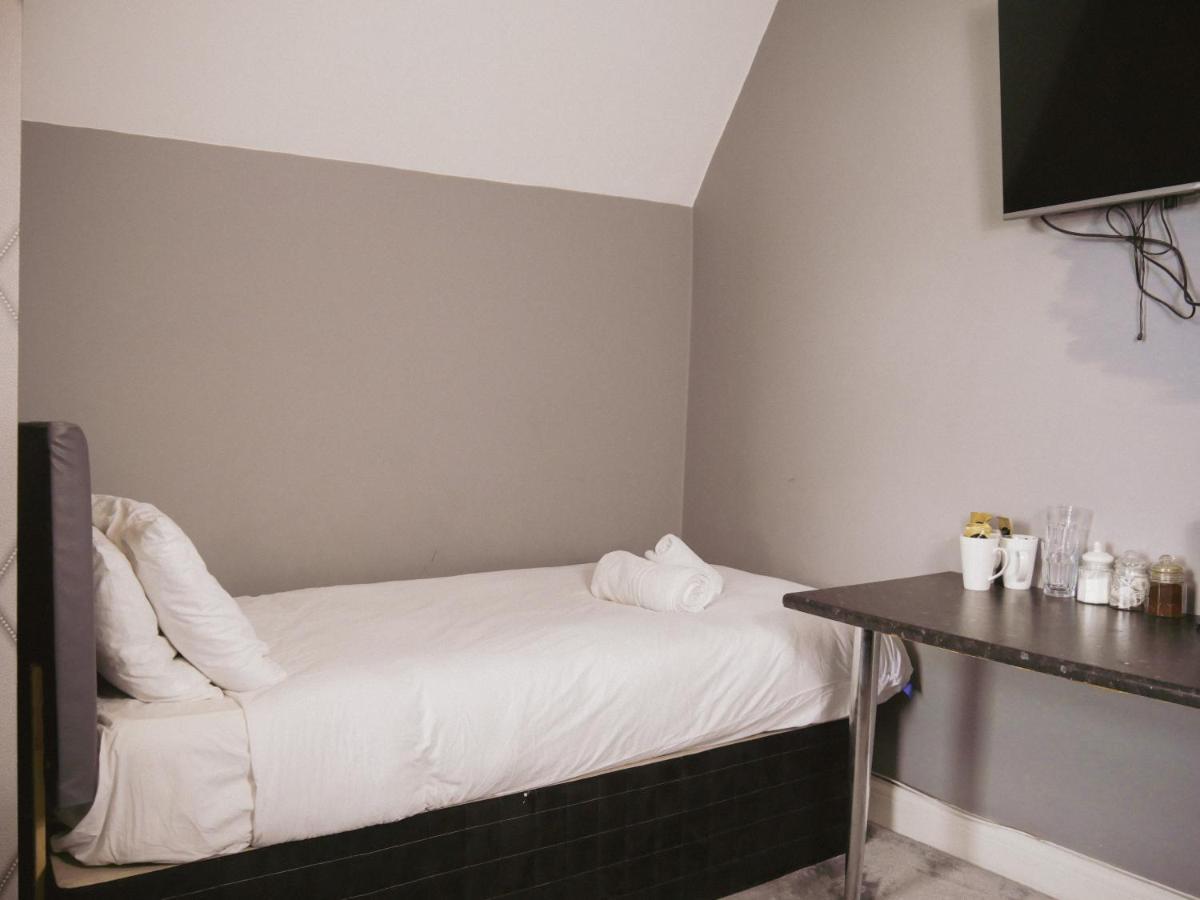 Anfield Hotel 3*